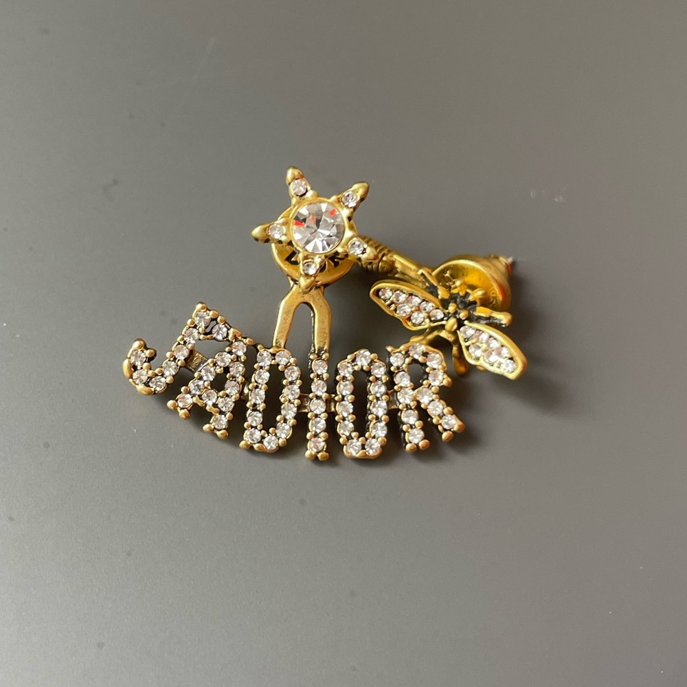 Jadior logo earrings